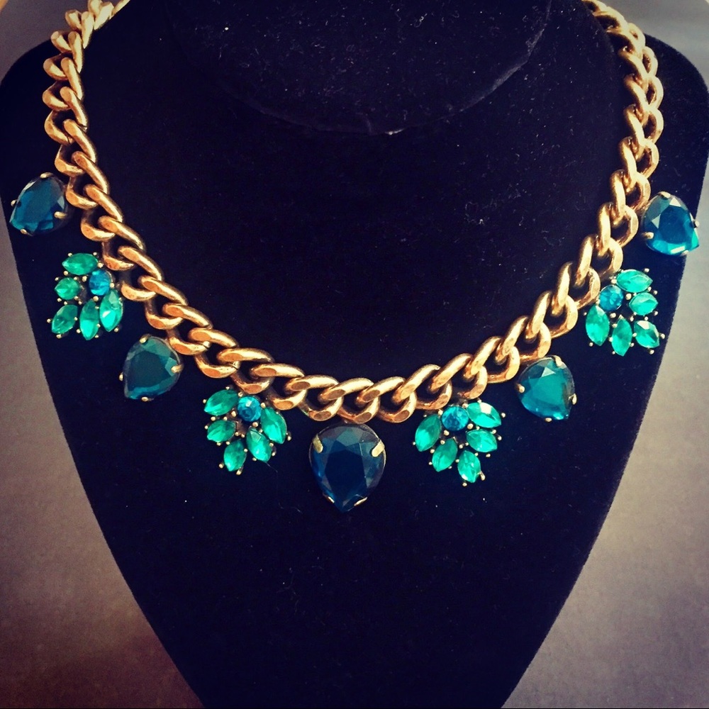 CHUNKY STATEMENT TURQUOISE ANS BLUE GOLD CHAIN STATEMENT NECKLACE